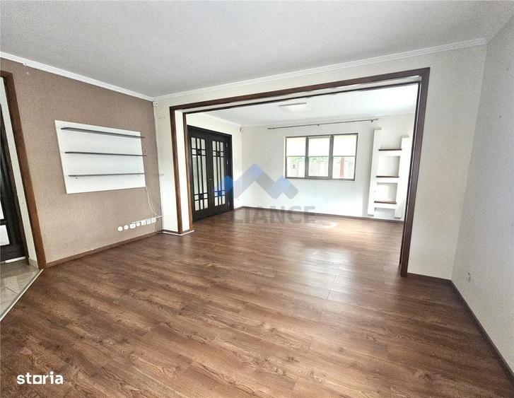 Casă cu 4 camere cu Teren 650 Mp în Popas Păcurari