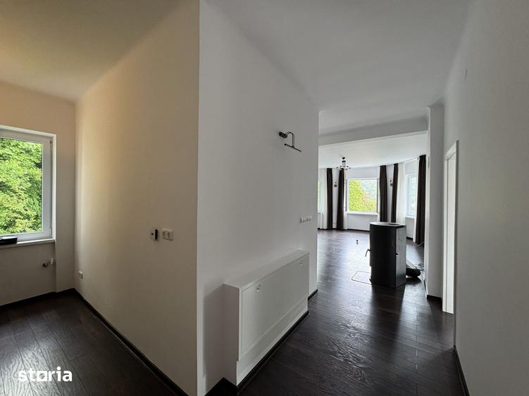 Apartament cu 2 camere, mobilat în Schei