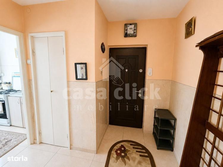 Apartament cu 4 camere semidecomandat în Țiglina 3