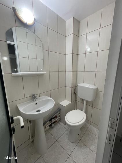 Apartament cu 3 camere decomandat în Vest