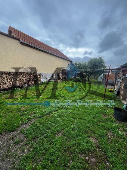 Casă individuală cu 4 camere cu Canalizare în Nord