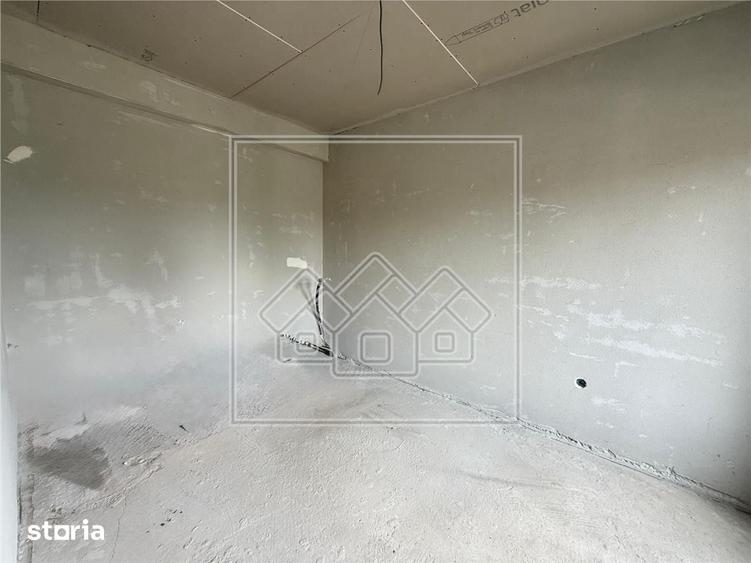Casa tip duplex in Mohu, 4 camere, 145 mp utili, teren 195 mp - 2