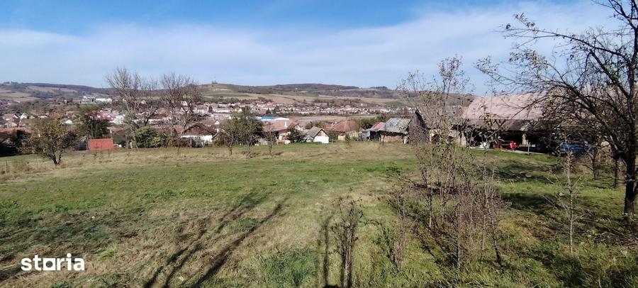 Teren de 3798 mp, în Central