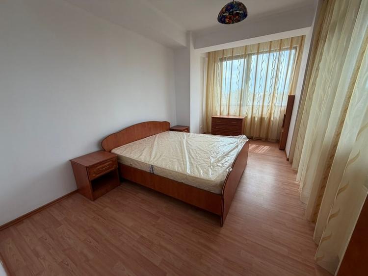 Apartament cu 5 camere semidecomandat, mobilat în Domenii