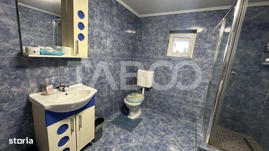 Casă cu 4 camere în Poplaca