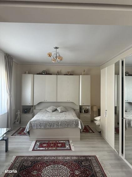 Casă cu 4 camere în Câmpina