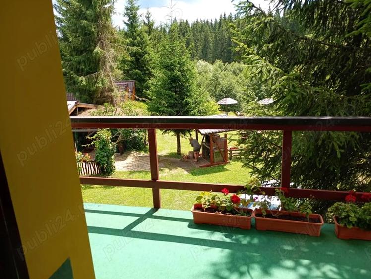 Casă cu 6 camere cu Teren 6060 Mp în Căsoi