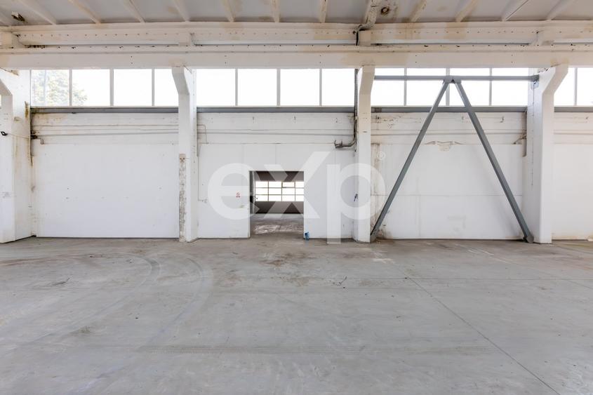 Spațiu industrial, de 750 mp, în Mărgineni