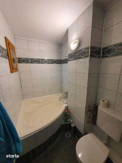 Inchiriez Apartament 3 camere zona Rogerius - 4