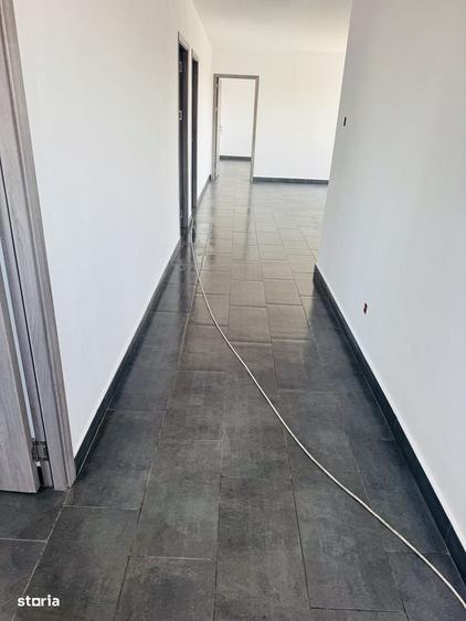 Spațiu comercial, de 390 mp, în Brestei