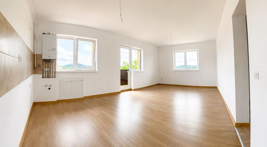 Apartament cu 3 camere decomandat în Sânpetru