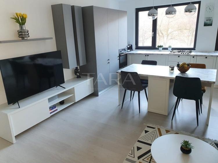 Apartament cu 2 camere semidecomandat în Vest