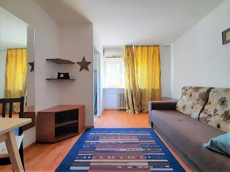 Inchiriere garsoniera zona Mihai Bravu / Dristor, stradala, metrou, etaj 3 - 1