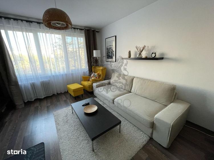 Apartament cu 2 camere decomandat în Sala Palatului