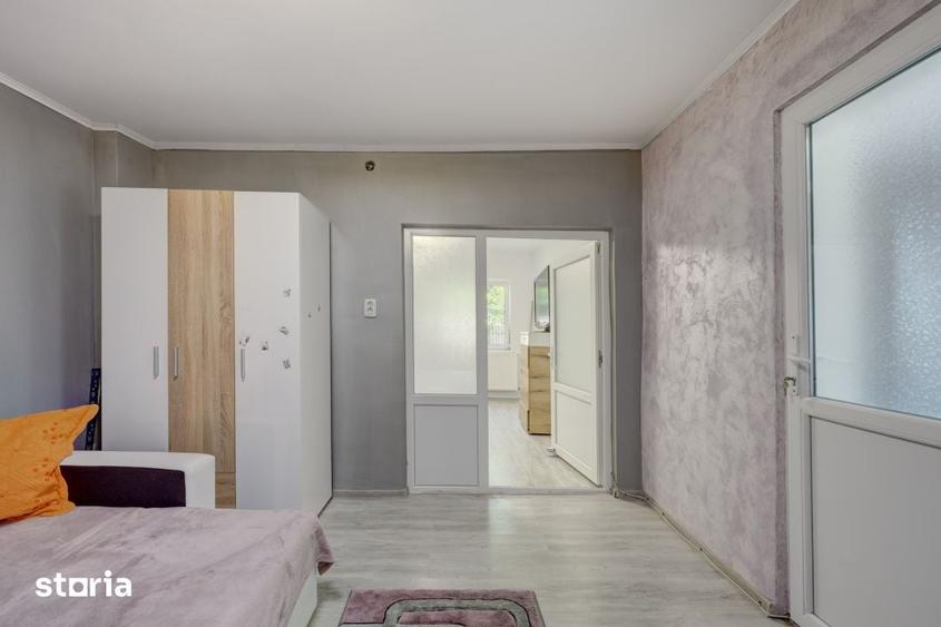 Casă cu 3 camere cu Teren 2200 Mp în Răcari