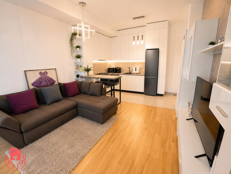 Apartament cu 2 camere decomandat, mobilat în Băneasa