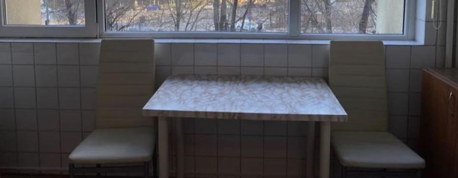 Apartament cu 2 camere semidecomandat, mobilat în Iancului