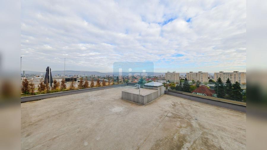 Apartament cu 5 camere semidecomandat în Gheorgheni
