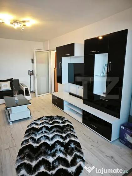Apartament cu 3 camere decomandat în Nord