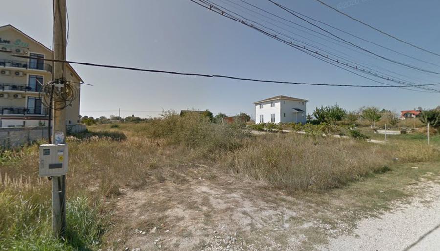 Teren Construcții intravilan de 1271 mp, în Nord