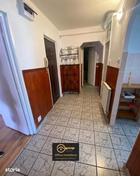 Apartament cu 3 camere decomandat în Traian