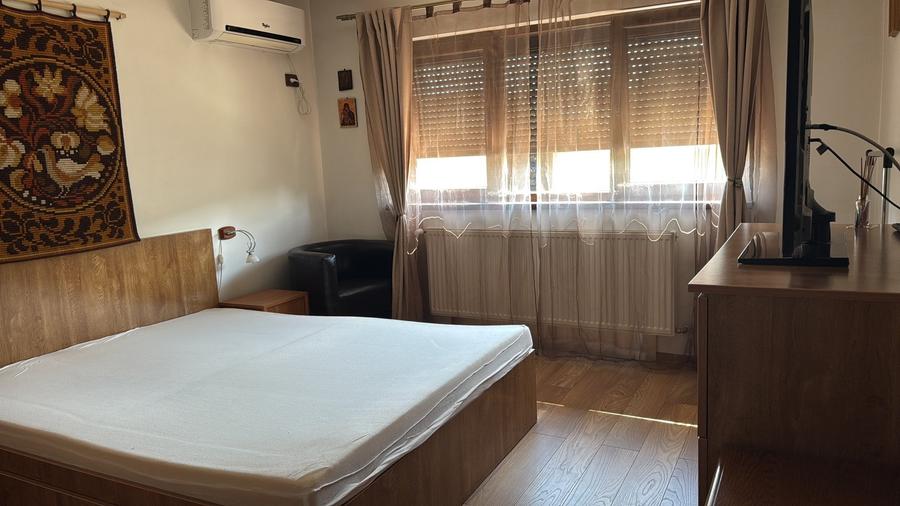Casă individuală cu 5 camere cu Canalizare în Chiajna