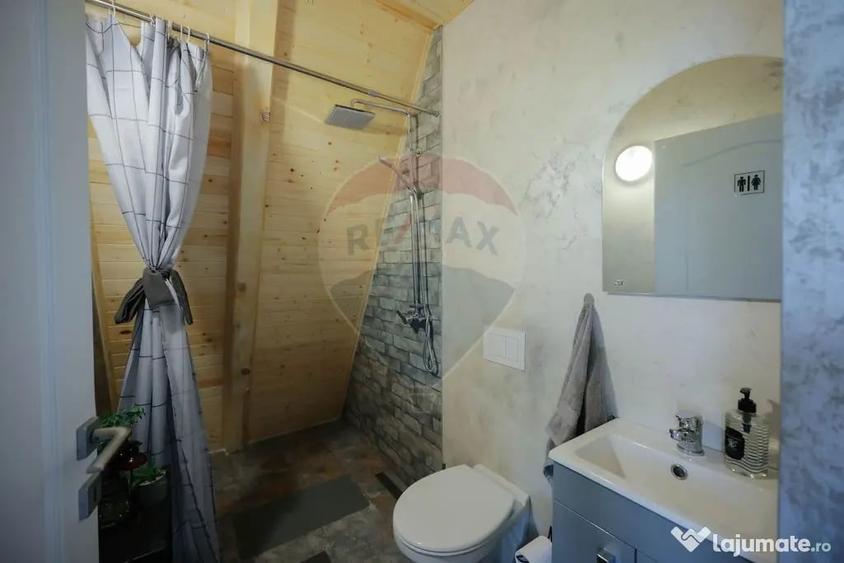 Casă cu 4 camere cu Teren 1003 Mp în Damiș