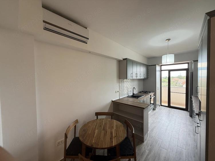 Apartament cu 3 camere decomandat în Alfa