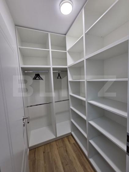 Apartament cu 2 camere semidecomandat, mobilat în Florești