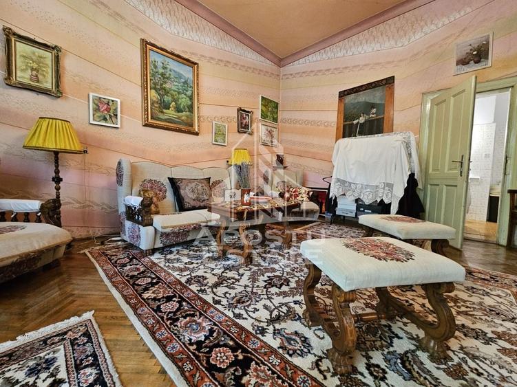 Apartament cu 4 camere circular, mobilat în P-ța Maria