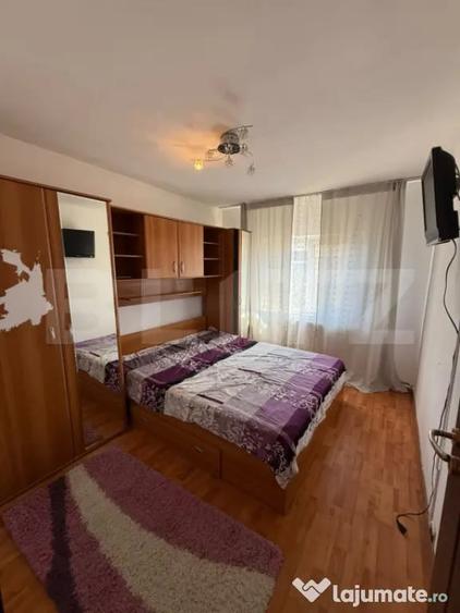 Apartament cu 3 camere decomandat în Central