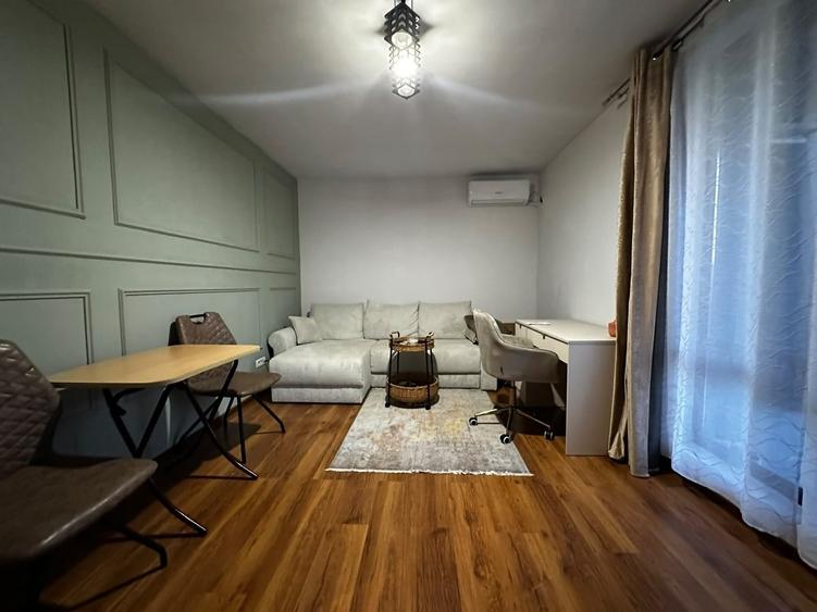 Apartament cu 2 camere decomandat în Păcii