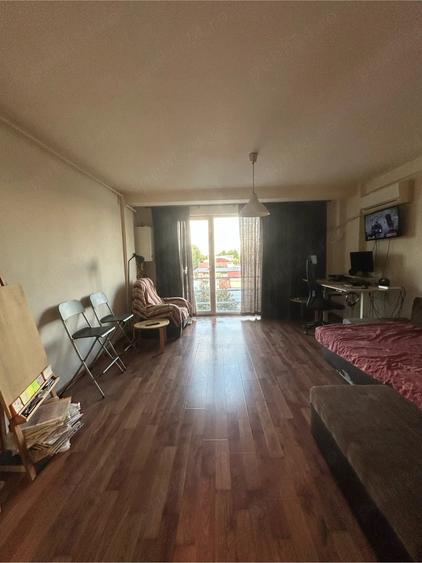 Garsonieră semidecomandată în Berceni