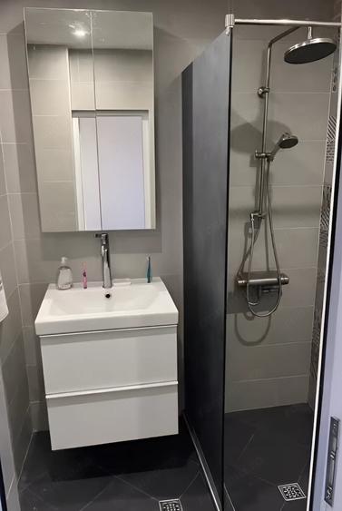Inchiriez garsoniera in zona Berceni, aproape de metrou - 1