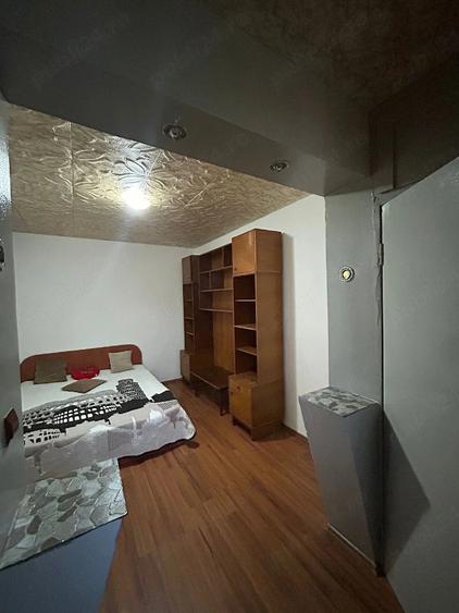 Apartament cu 2 camere nedecomandat în Central