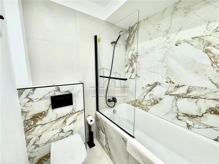Apartament cu 3 camere decomandat în Gheorghe Doja