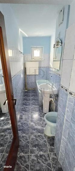 Apartament cu 4 camere semidecomandat în Circumvalațiunii