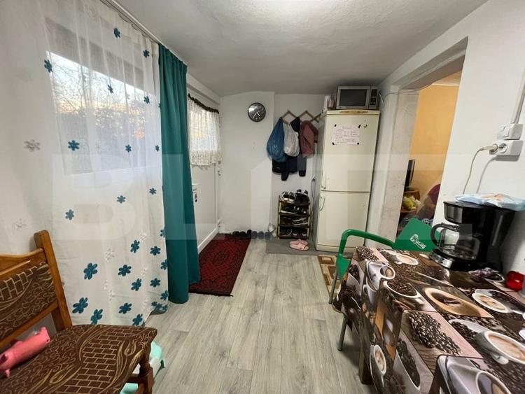 Casă individuală cu 2 camere cu Teren 380 Mp în Găești