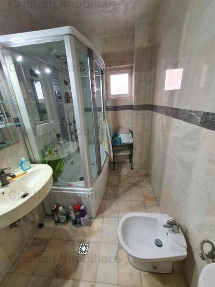 Casă cu 5 camere cu Canalizare în Apollo