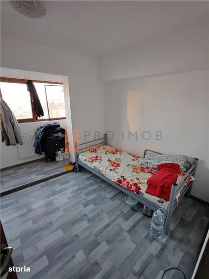 Apartament cu 4 camere decomandat, mobilat în Unirii Sud