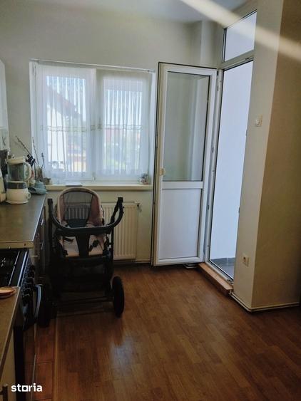 Apartament cu 2 camere decomandat în Turnișor