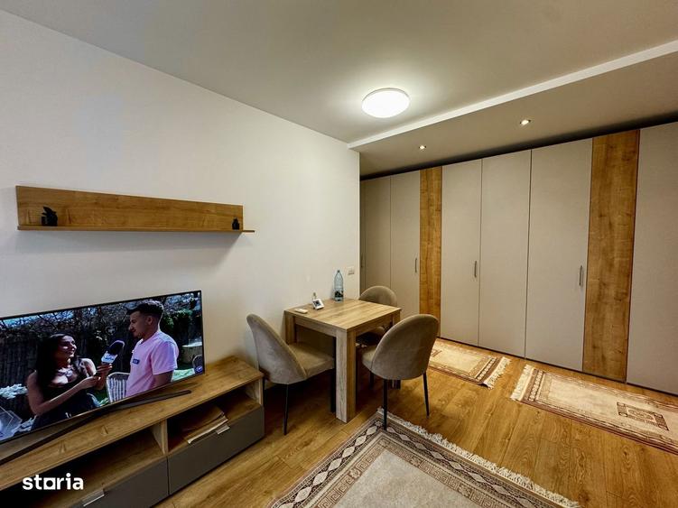 Apartament cu 2 camere, mobilat în Soarelui