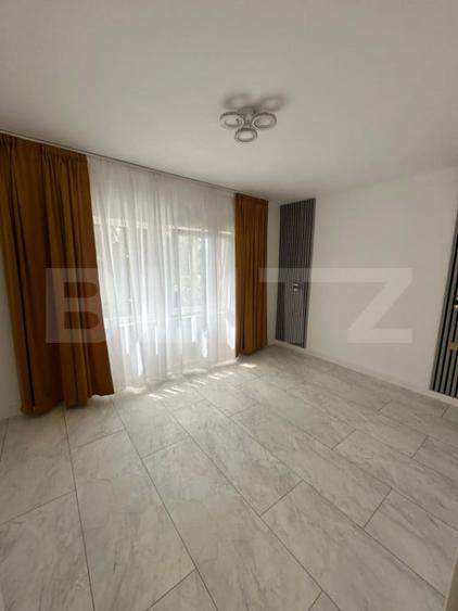 Apartament cu 2 camere, 53 mp, zona Est - 12