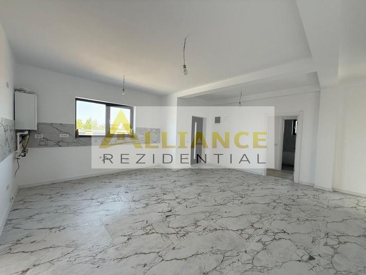 Casă individuală cu 4 camere cu Canalizare în Berceni
