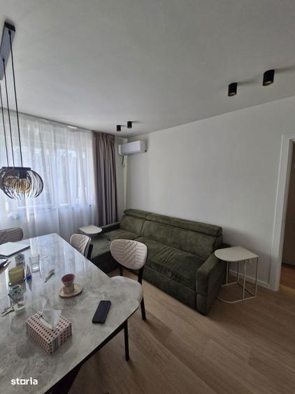 Apartament cu 2 camere semidecomandat în Calea București