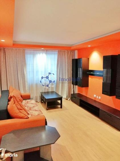 Apartament cu 3 camere, mobilat în Central