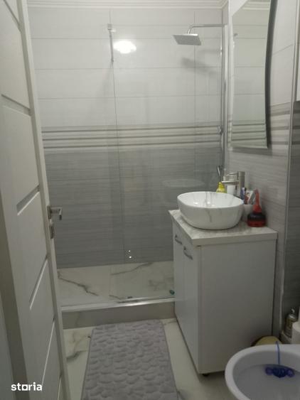 Apartament cu 2 camere decomandat în Buzaului