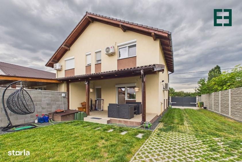 Casă cu 3 camere în Sânandrei