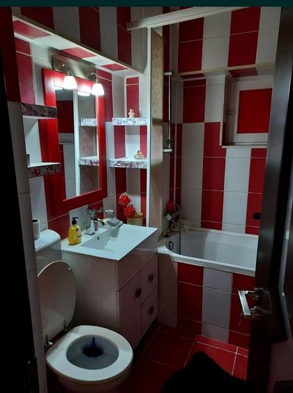 Apartament cu 2 camere decomandat în Buzaului