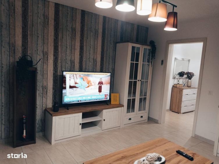Apartament cu 2 camere decomandat în Negru Vodă